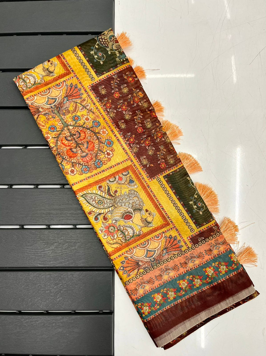 FABLOZ Women's Soft Cotton Kalamkari Printed Saree with Contrast Pallu & Tassels | Lightweight Daily & Festive Wear